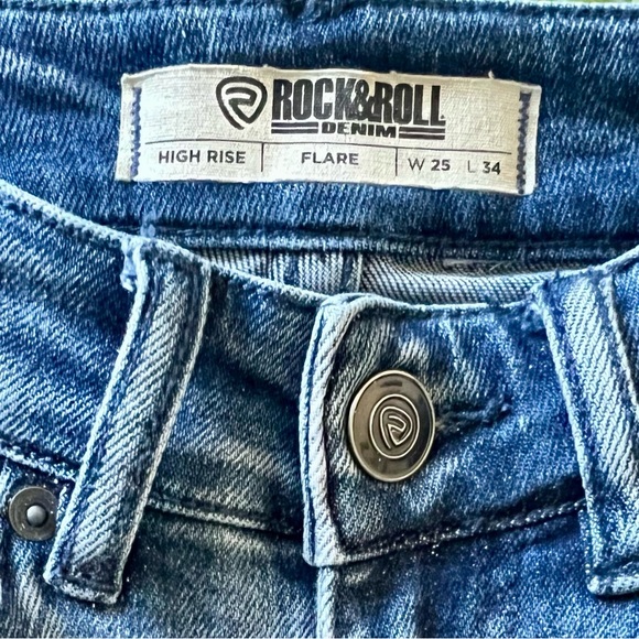 Rock&Roll High Rise Medium Wash Glitter Flare 25x34 - Picture 6 of 6